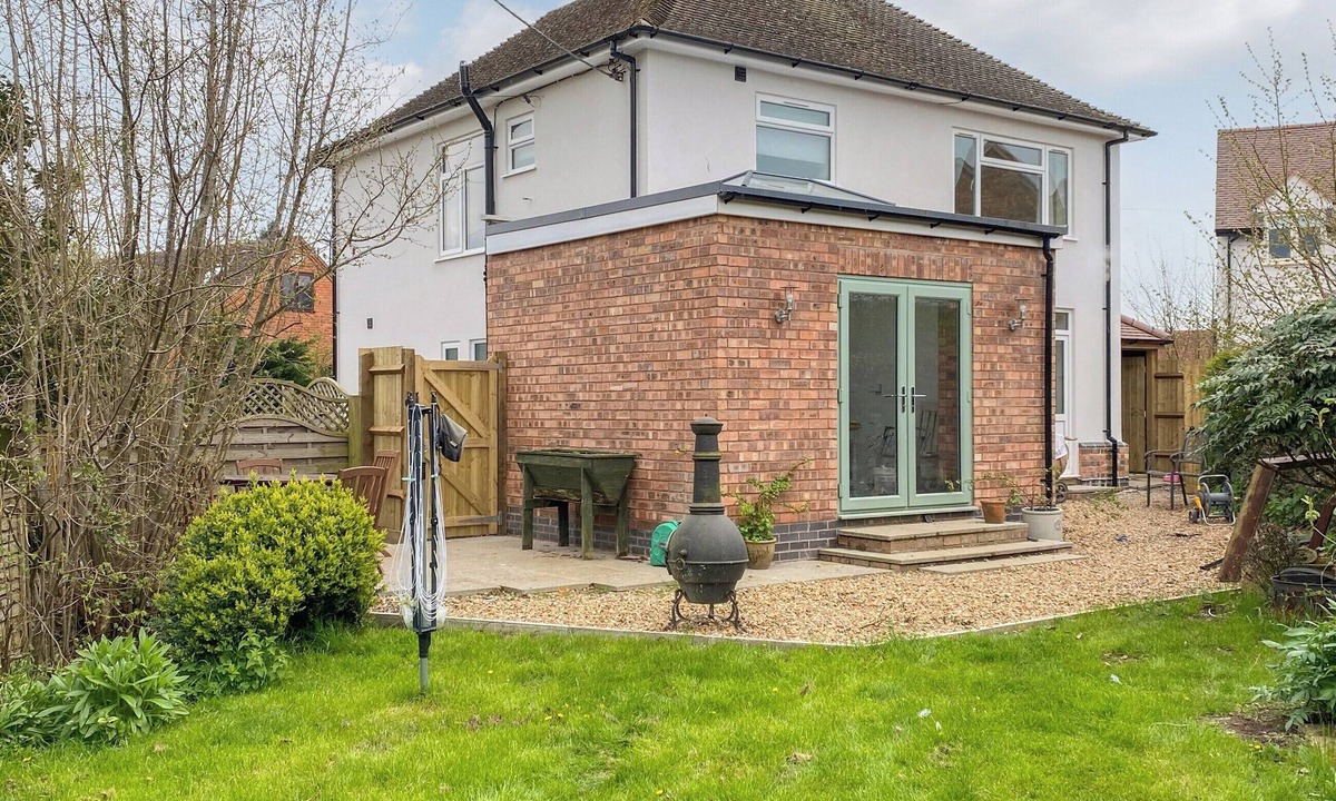 Willoughby Cottage | 3 bedroom accommodation in Rugby