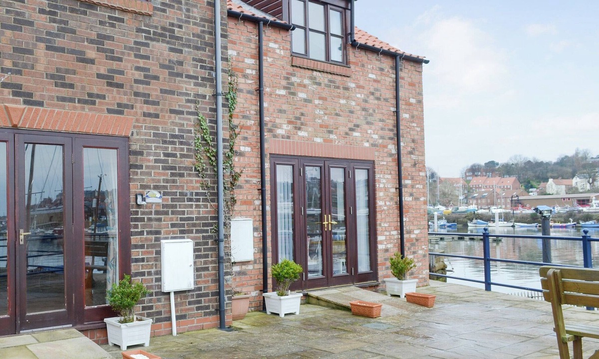 Whitby Cottage | 3 bedroom accommodation in Whitby