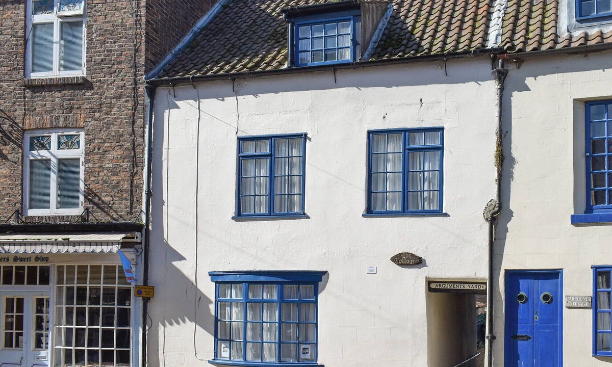 Whitby Cottage | 3 bedroom accommodation in Whitby