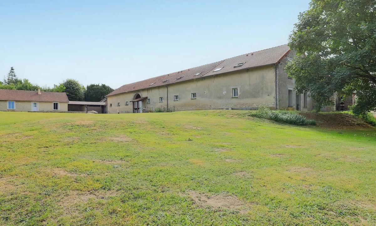 Monthenault House | 3 bedroom amazing home in Monthenault