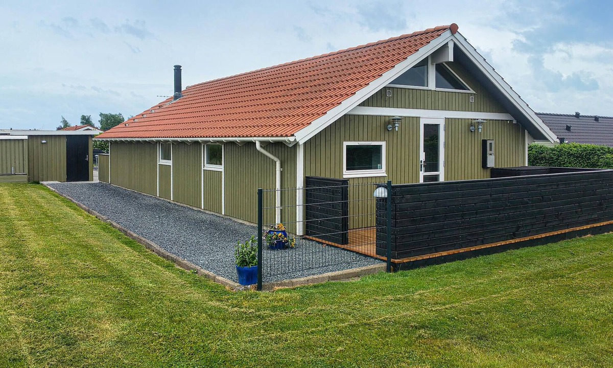 Flovt Strand House | 3 bedroom amazing home in Haderslev