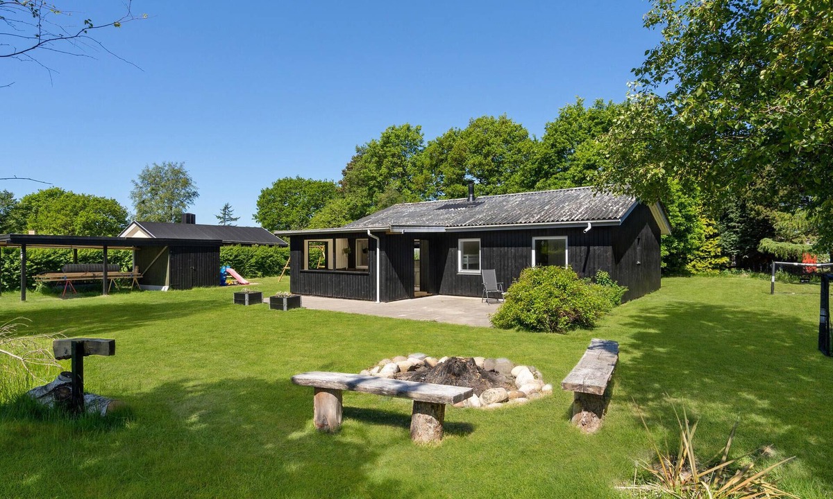 Egense House | 3 bedroom amazing home in Storvorde