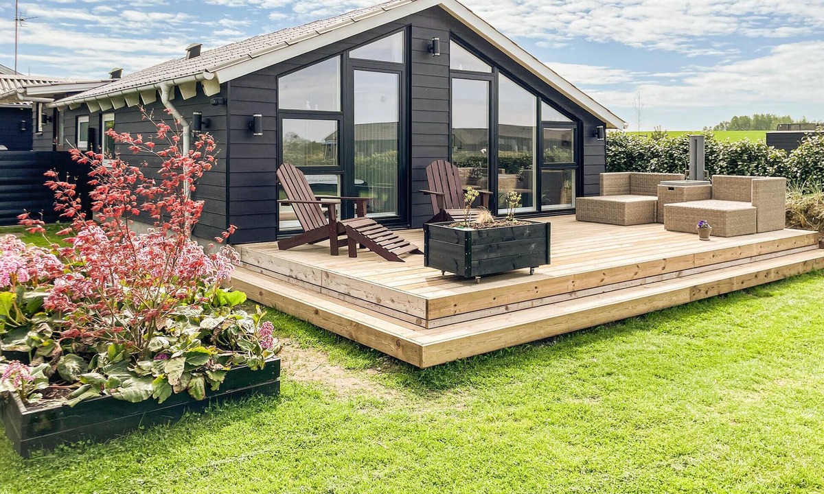 Skastrup Strand House | 3 bedroom amazing home in Bogense
