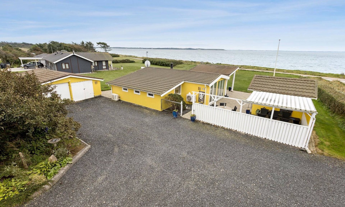 Lihme House | 3 bedroom amazing home in Spøttrup