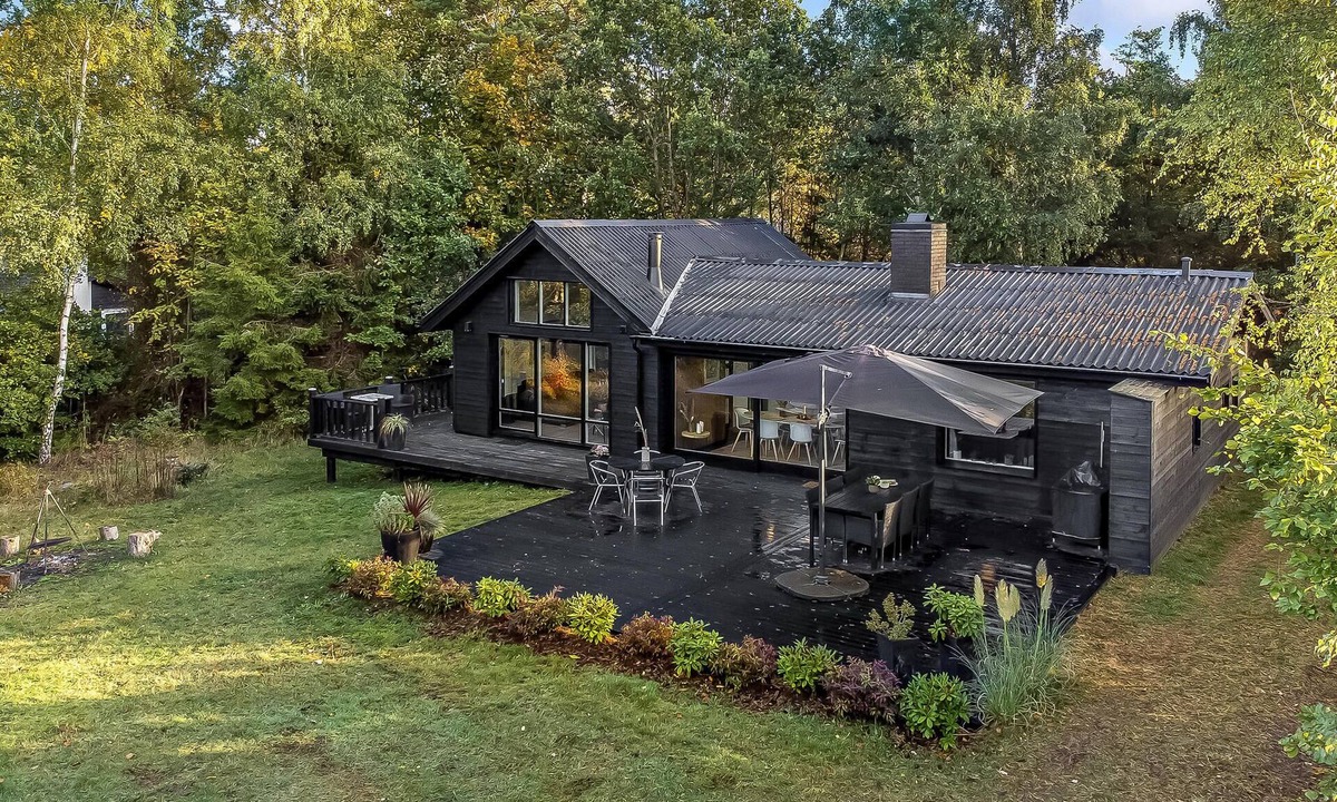 Skødshoved Strand House | 3 bedroom amazing home in Knebel