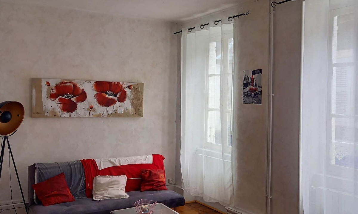 Decize Apartment | 3 Bedroom Apartment in Decize