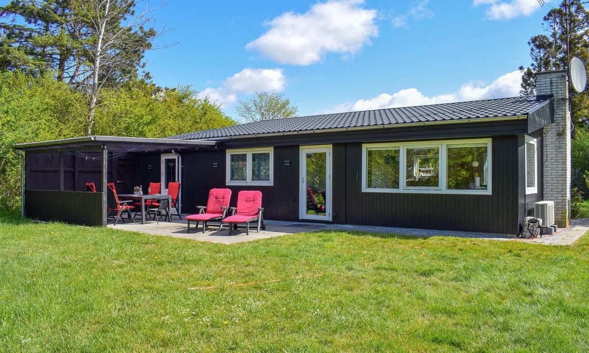 Hornsved House | 3 bedroom awesome home in Jægerspris