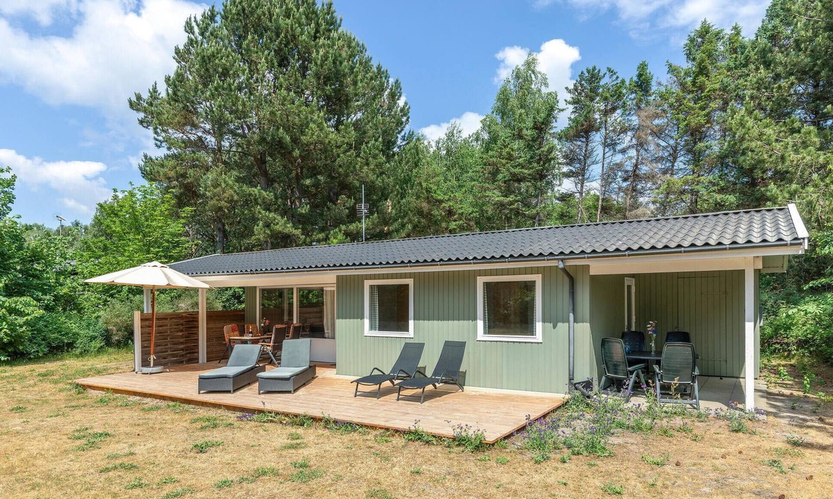 Oster Somarken House | 3 bedroom awesome home in Aakirkeby