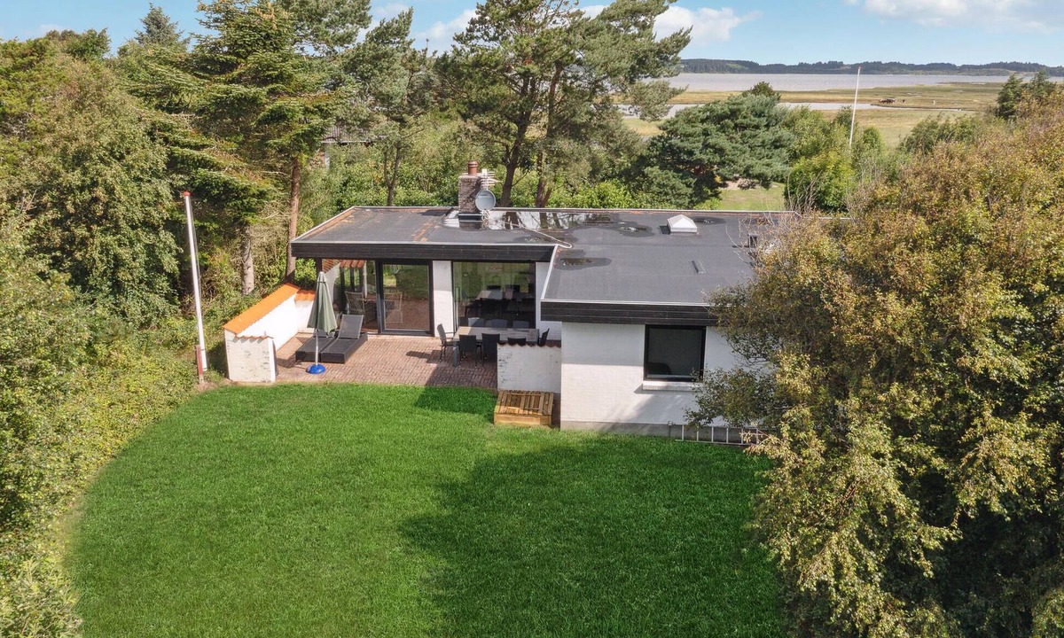 Thyholm House | 3 bedroom awesome home in Thyholm