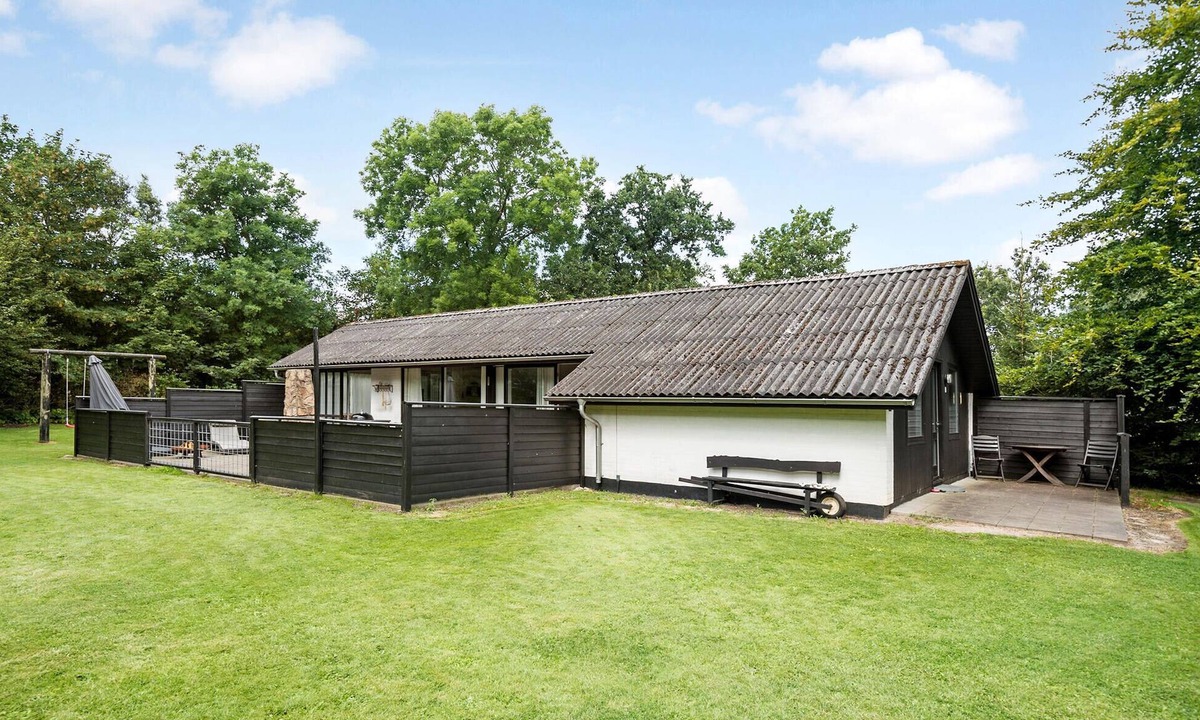 Thyholm House | 3 bedroom awesome home in Thyholm