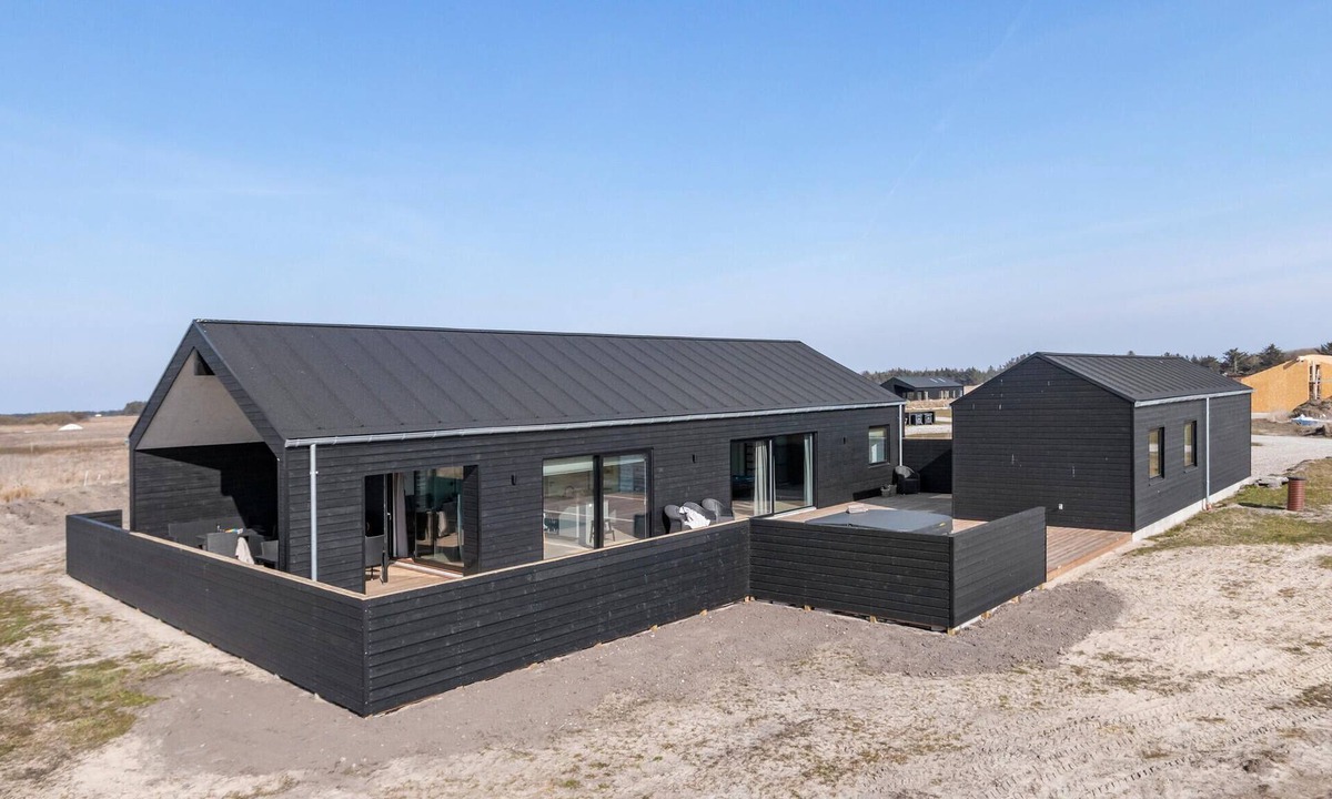Lokken House | 3 bedroom awesome home in Løkken