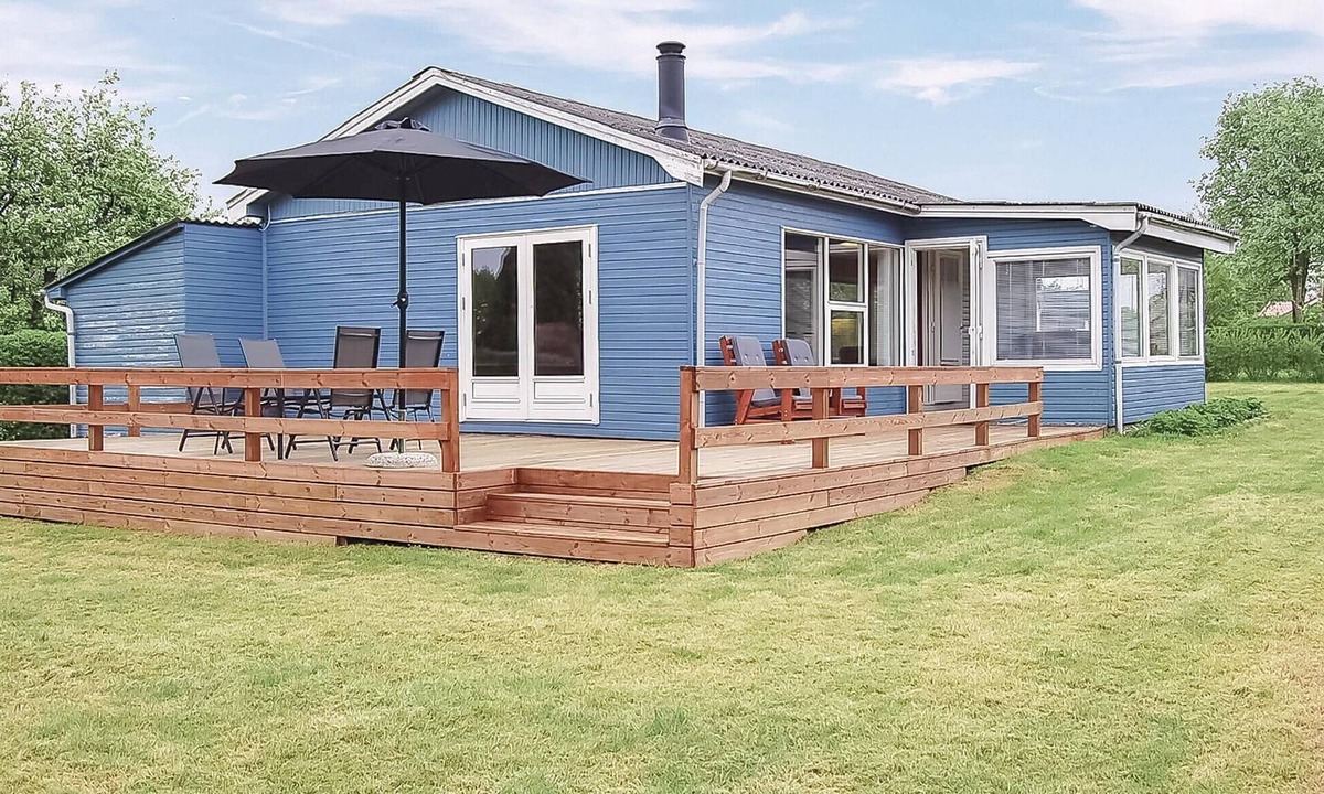 Hejlsminde House | 3 bedroom awesome home in Hejls