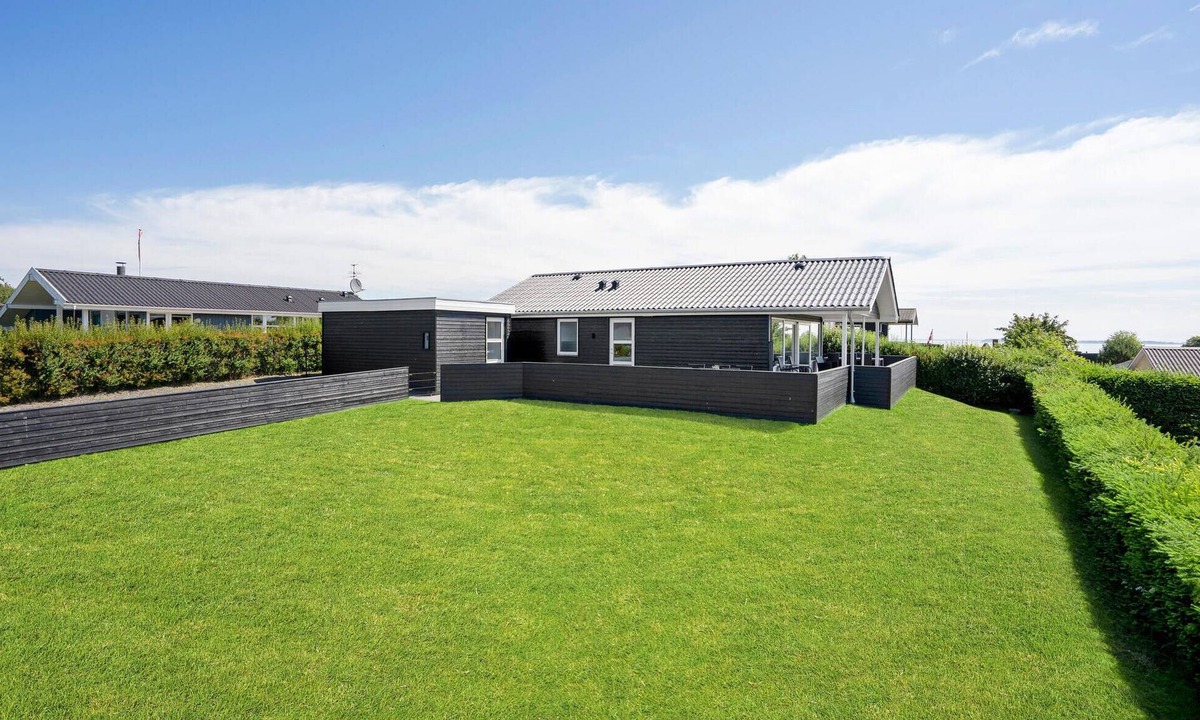Hejlsminde Strand House | 3 bedroom awesome home in Hejls