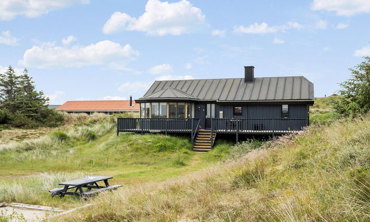 Haurvig House | 3 bedroom beach front home in Hvide Sande