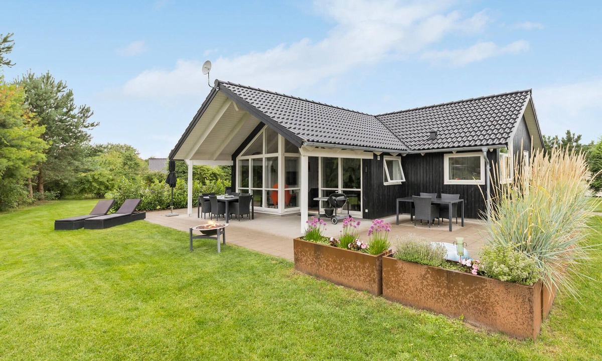 Fjellerup House | 3 bedroom beautiful home in Glesborg