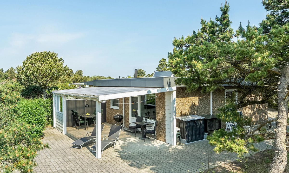 Blavand Strand House | 3 bedroom beautiful home in Blåvand