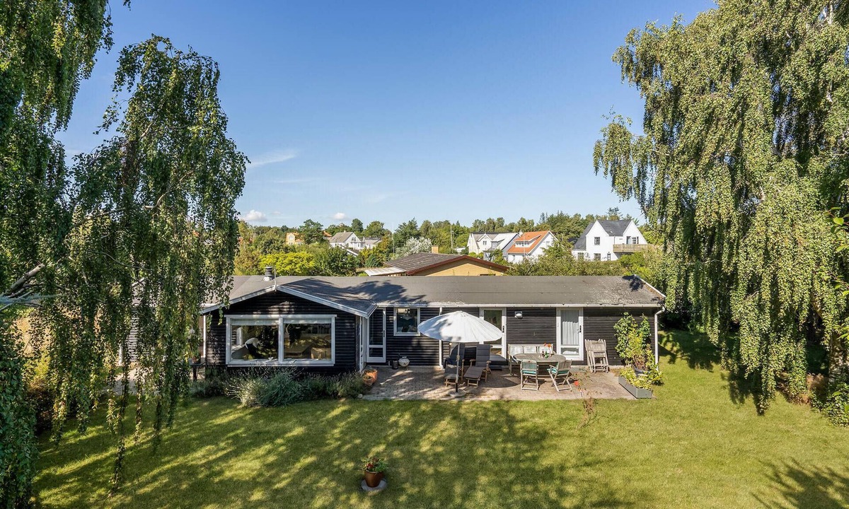 Bog By House | 3 bedroom beautiful home in Bogø By