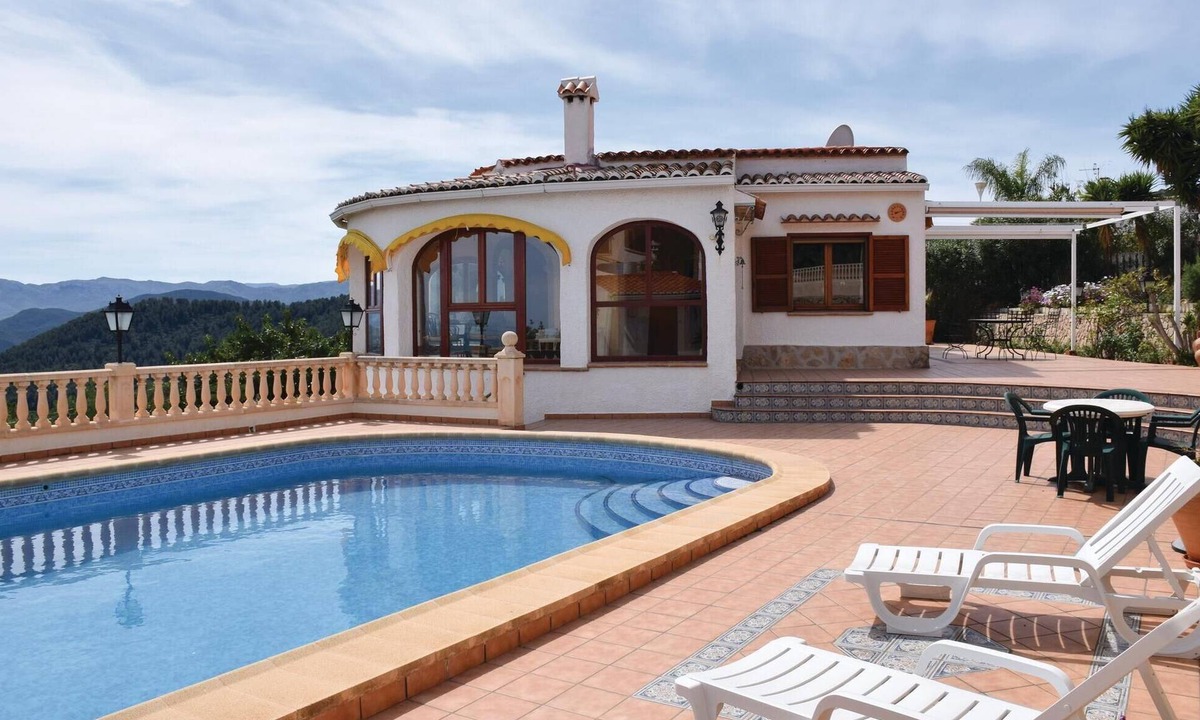 Oliva House | 3 bedroom beautiful home in Oliva