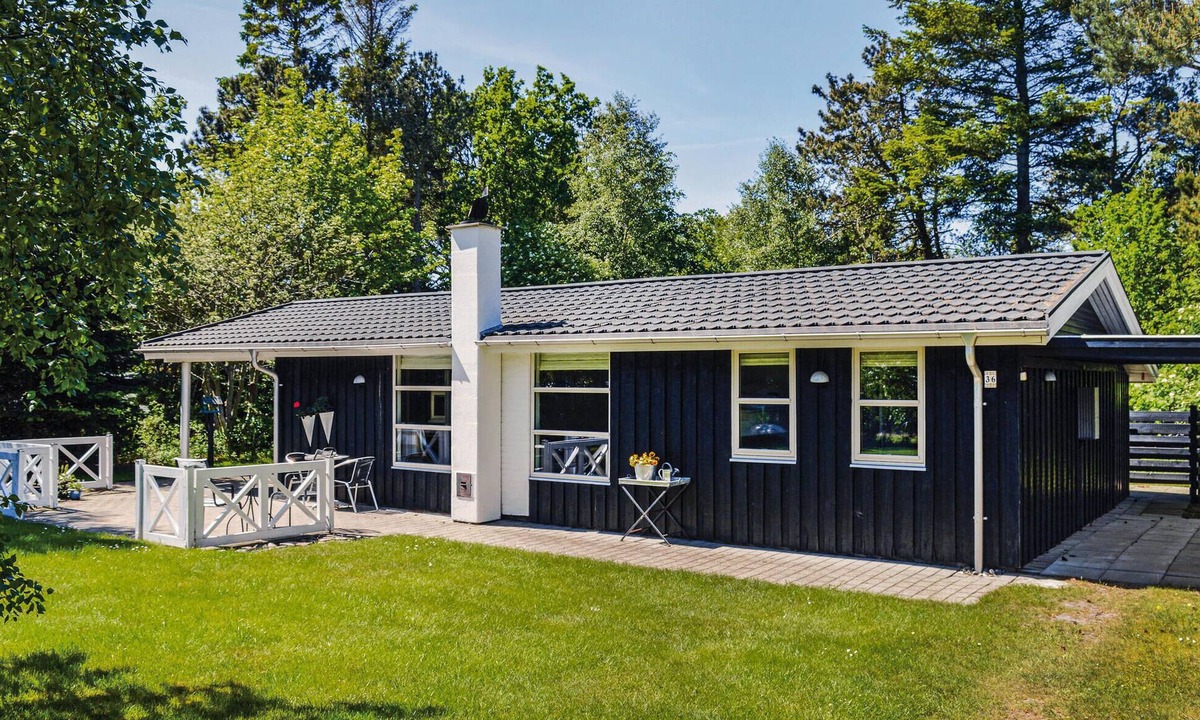 Hou House | 3 bedroom beautiful home in Hals