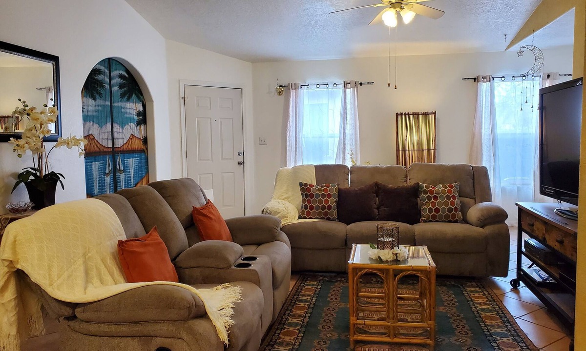 Westgate Heights House | 3 Bedroom Charming home in Gated a Community