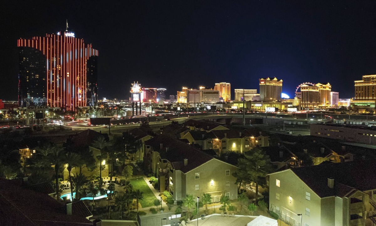Las Vegas Condo | 3 Bedroom Condo