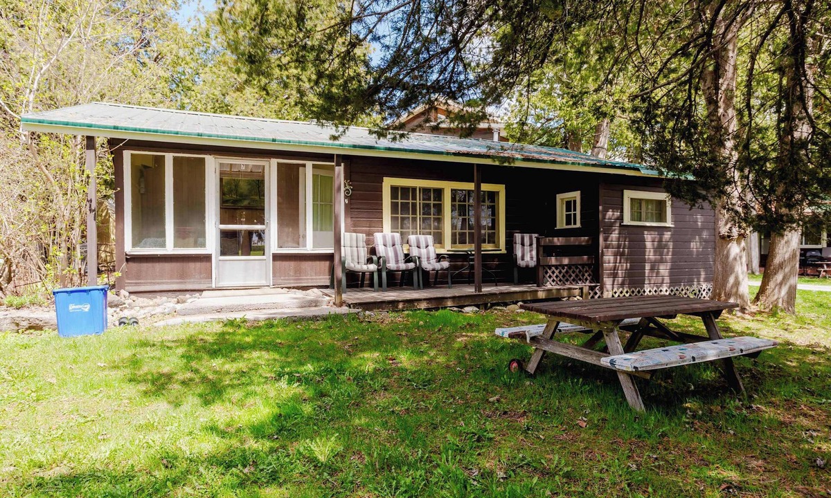 Bobcaygeon House | 3-Bedroom Cottage #7 - Ambleside/BBQ and Beach