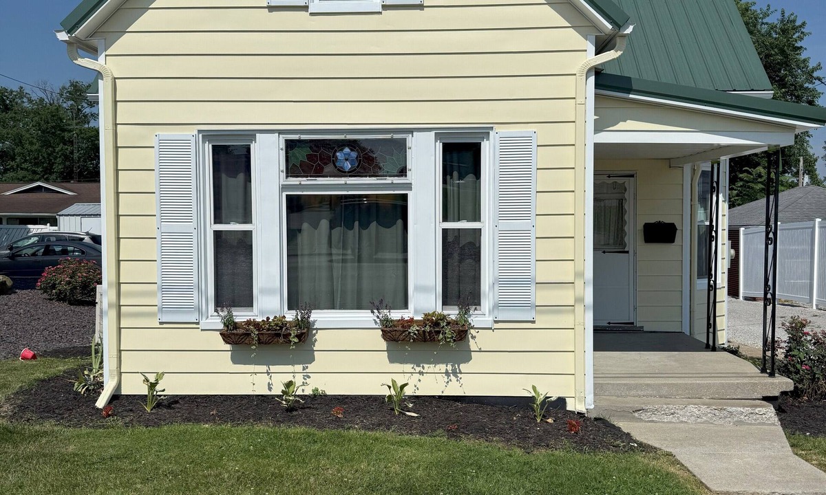 Ferdinand House | 3-bedroom Cozy Home Close to Santa Claus, IN and Holiday World