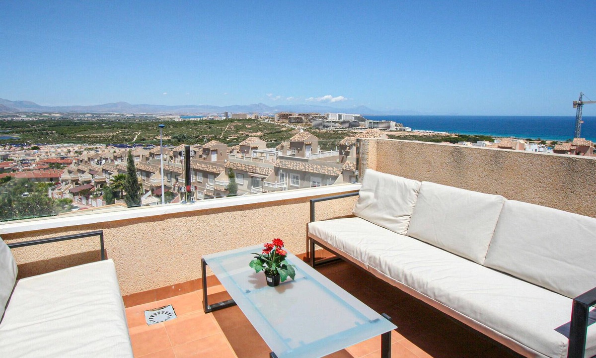 Gran Alacant House | 3 bedroom cozy home in Santa Pola