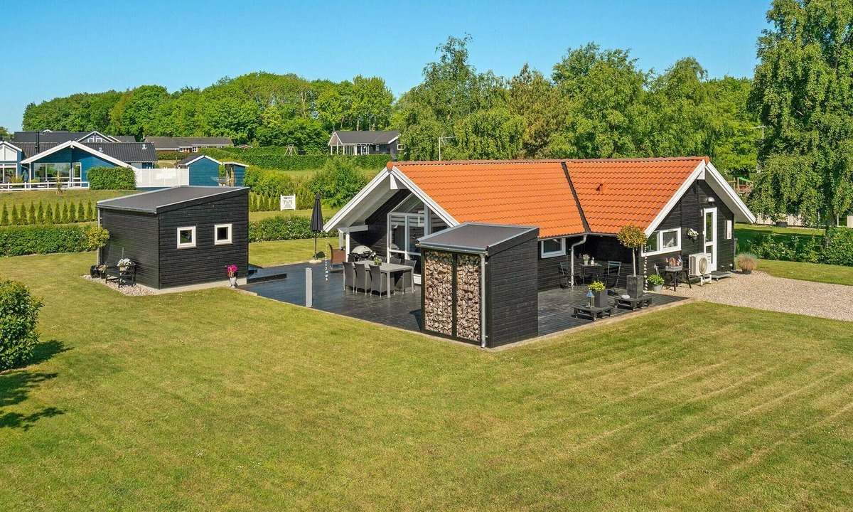 Mommark Strand House | 3 bedroom cozy home in Sydals
