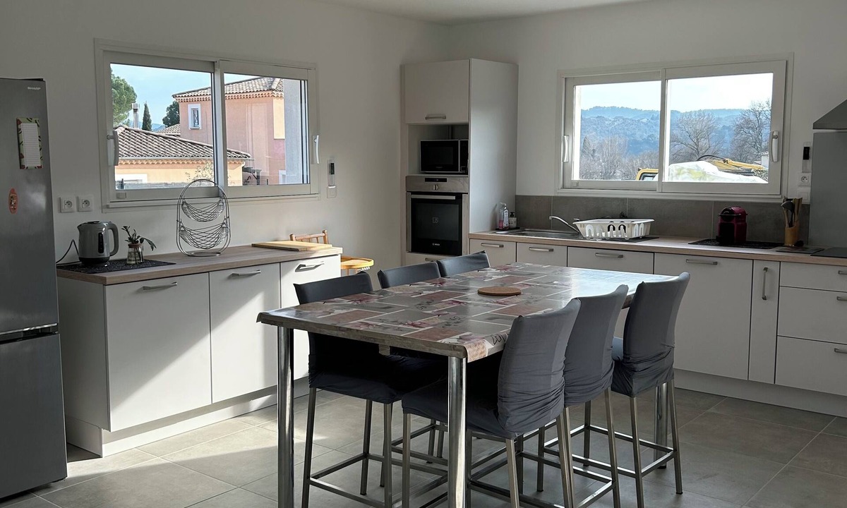 Vallon-Pont-d'Arc House | 3-bedroom detached house near river