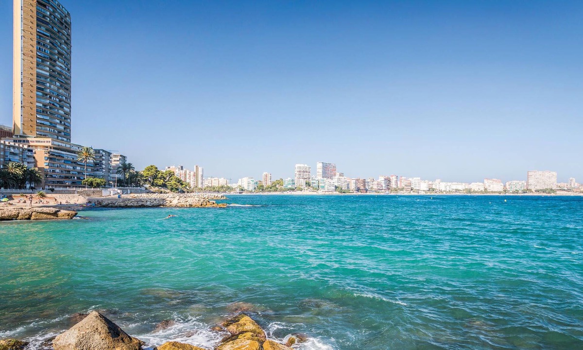 San Juan de Alicante House | 3 bedroom accommodation in San Juan de Alicante