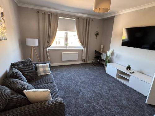 Falkirk Apartment | 3 bedroom Falkirk flat