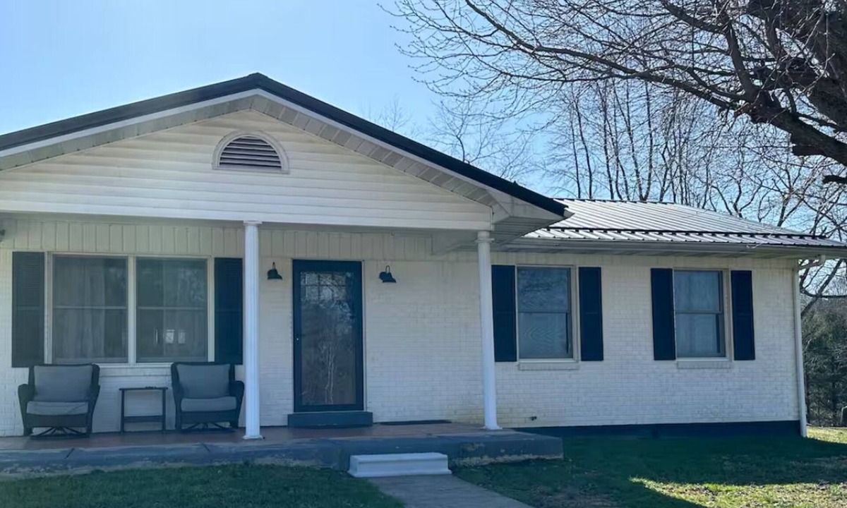 Vincent Other | 3- Bedroom Farmhouse near the Red River Gorge