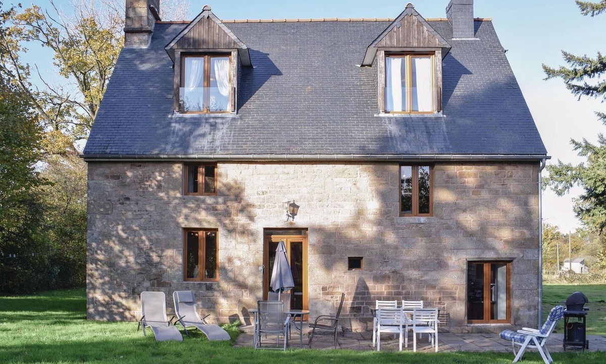 Saint-Manvieu-Bocage House | 3 bedroom gorgeous home in Saint Manvieu Bocage