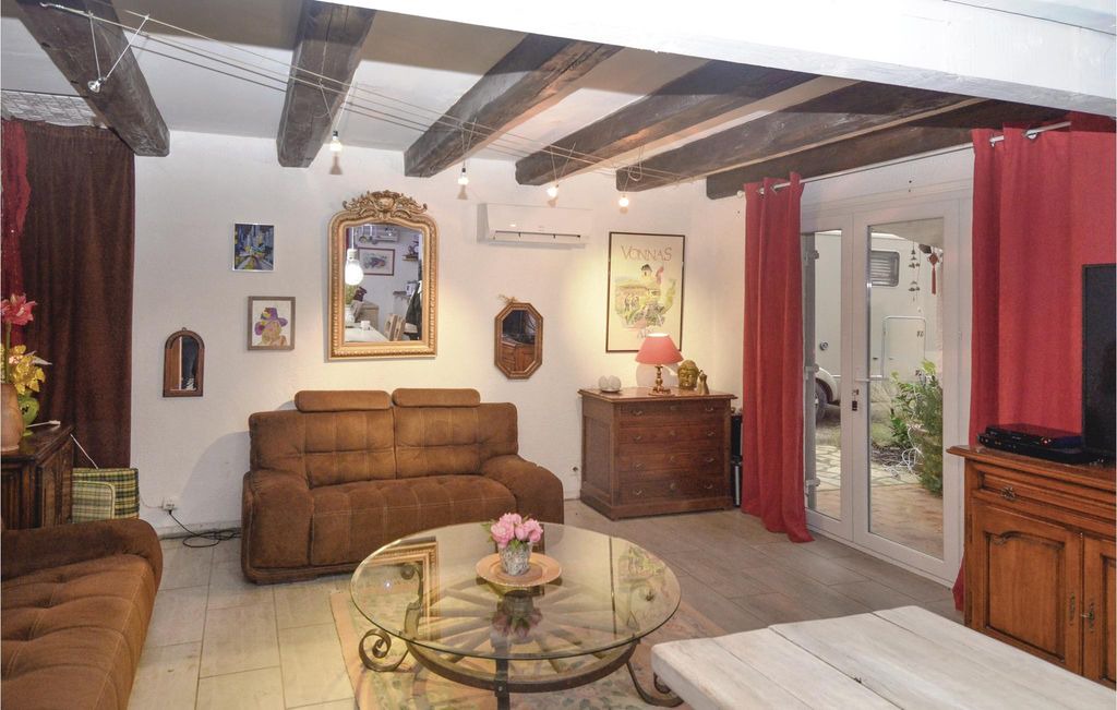 Saint-Julien-de-Peyrolas House | 3 bedroom accommodation in St Julien de Peyrolas
