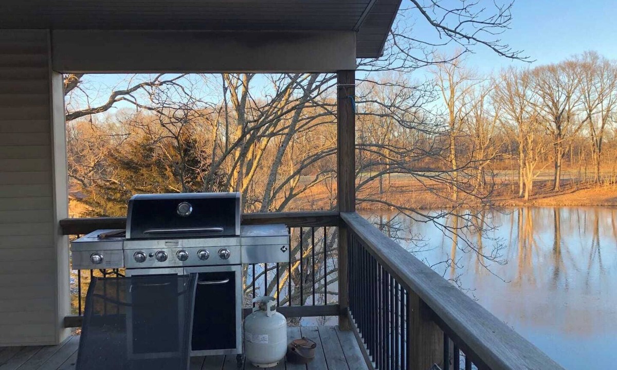 Collinsville Apartment | 3 Bedroom, full kitchen and remodeled bathroom. Water-views from the Kitchen and covered deck.