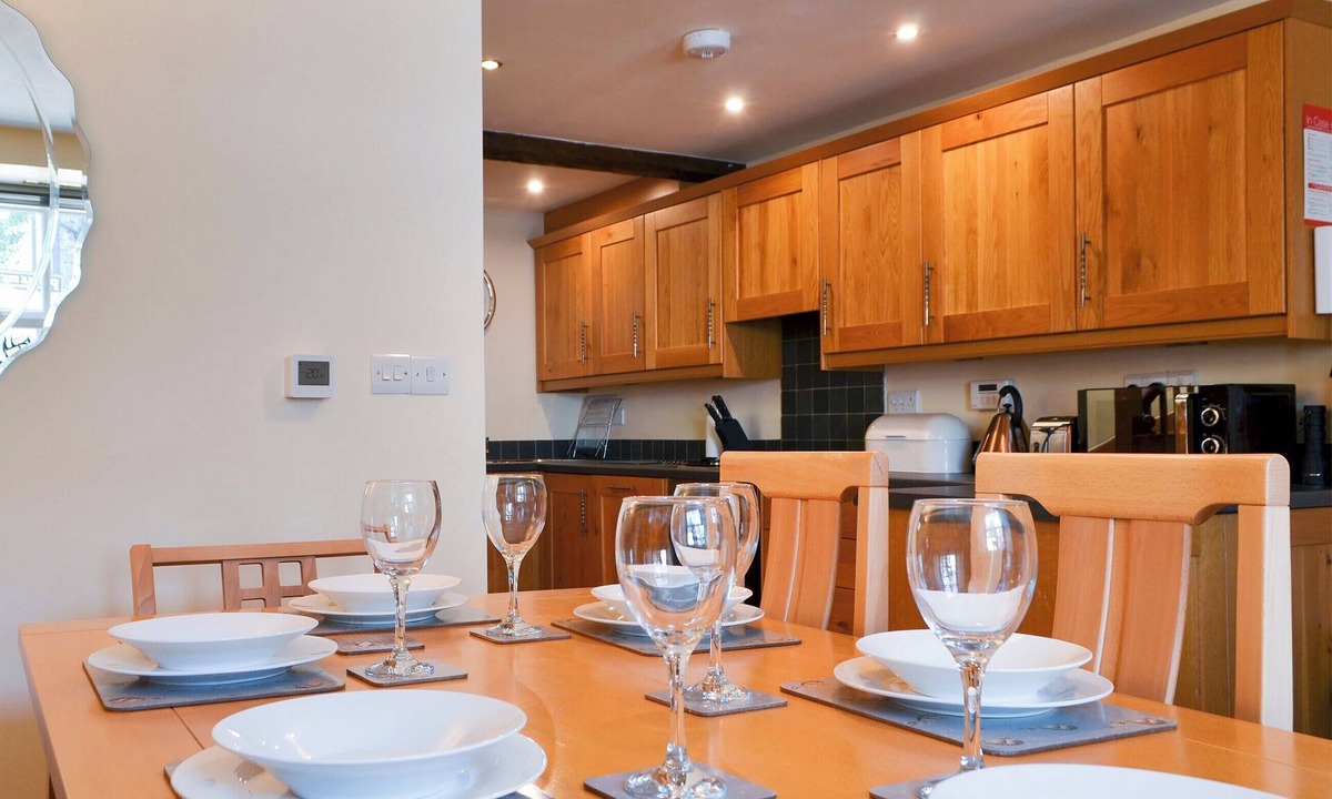 Bowness-on-Windermere Cottage | 3 bedroom accommodation in Bowness-on-Windermere