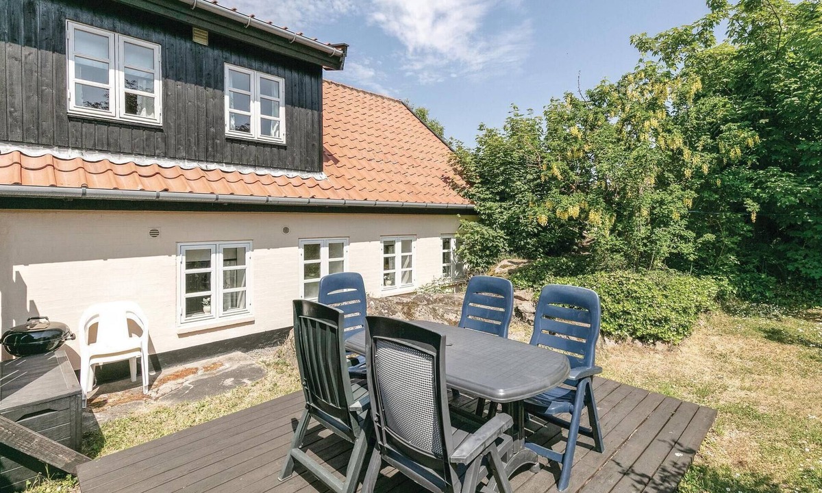 Sandvig Apartment | 3 bedroom gorgeous apartment in Allinge