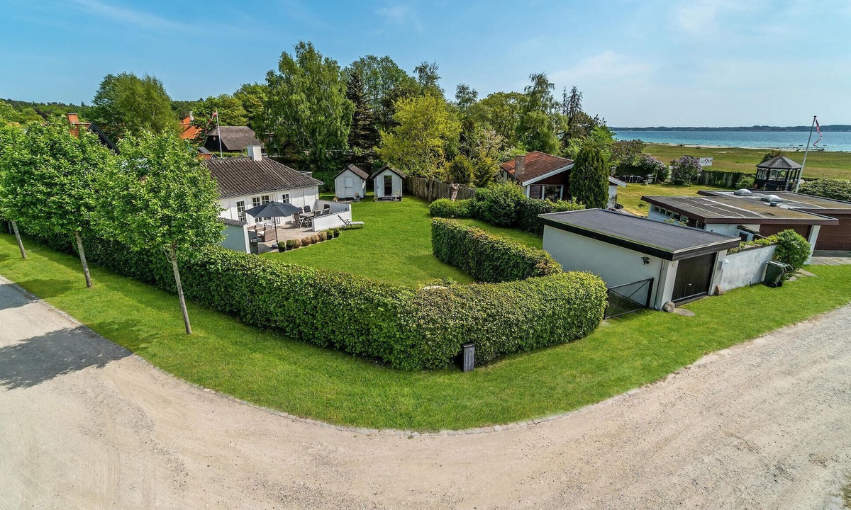 Lyngsbæk Strand House | 3 bedroom gorgeous home in Ebeltoft