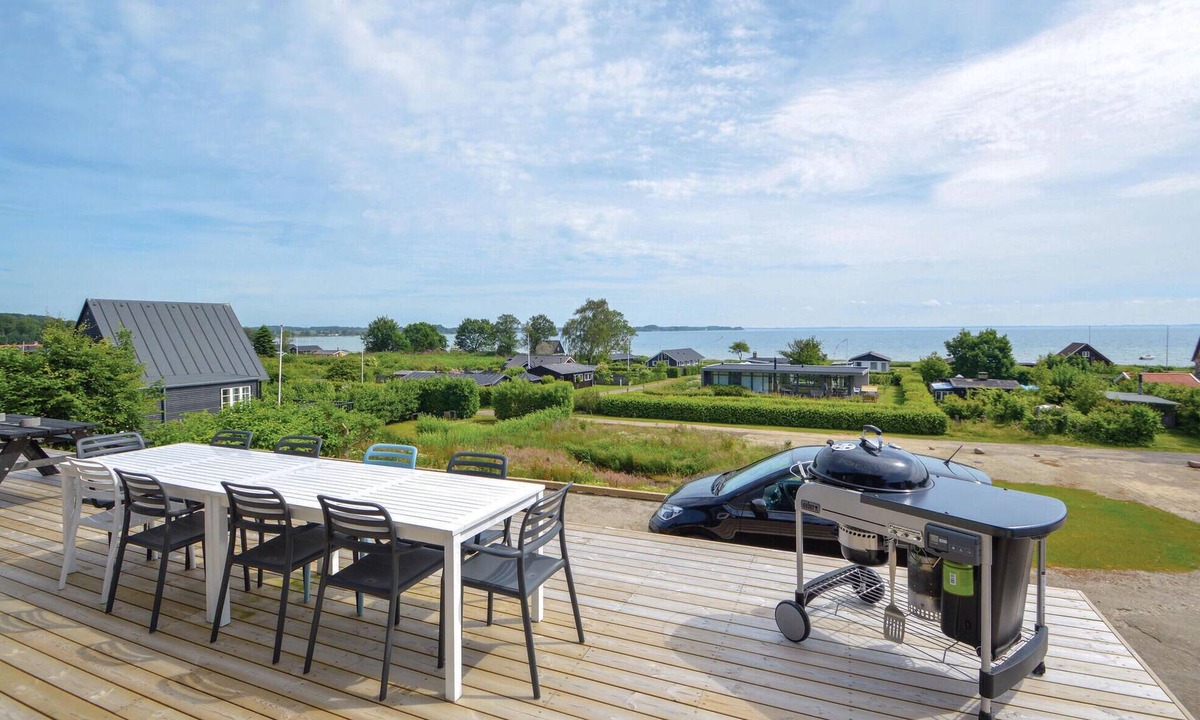 Grønninghoved Strand House | 3 bedroom gorgeous home in Sjølund