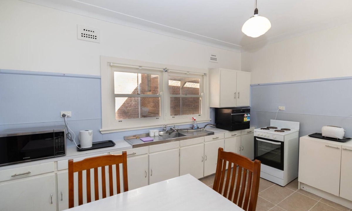 Windsor House | 3 Bedroom Heritage House Windsor