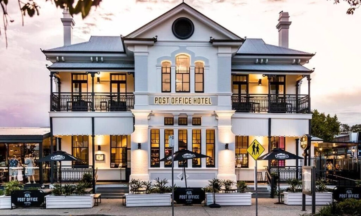 Sandgate House | 3 Bedroom Home Sandgate