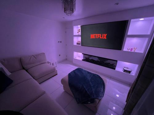 Great Houghton House | 3 Bedroom House