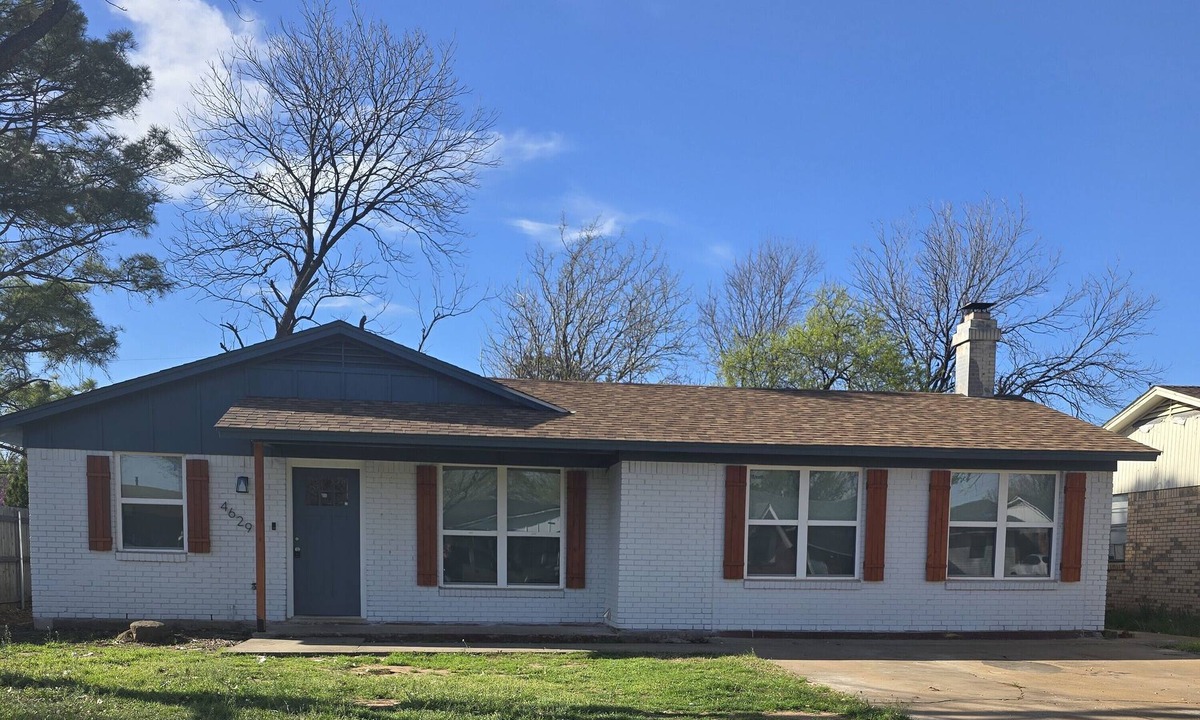 Wichita Falls House | 3-bedroom house in superb Wichita Falls walking distance to wichita lake