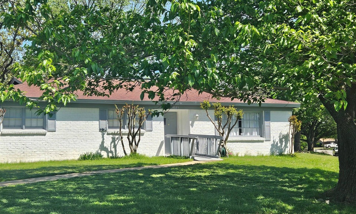 Fort Worth House | 3-bedroom house in beautiful Fort Worth with WiFi, AC