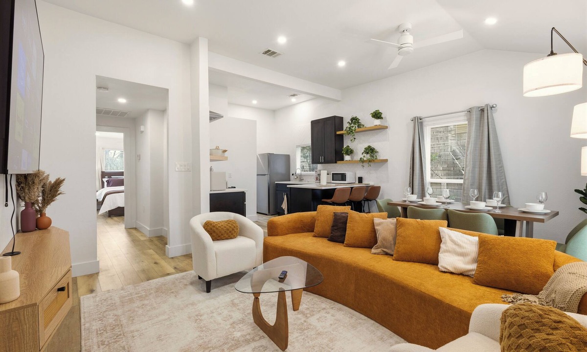 Cedar Crest House | 3-bedroom house in soothing Dallas with cool AC for relaxing stays