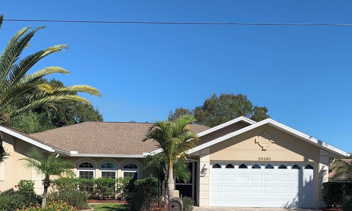 Deep Creek House | 3-bedroom house in pleasant Punta Gorda with cool AC breeze.