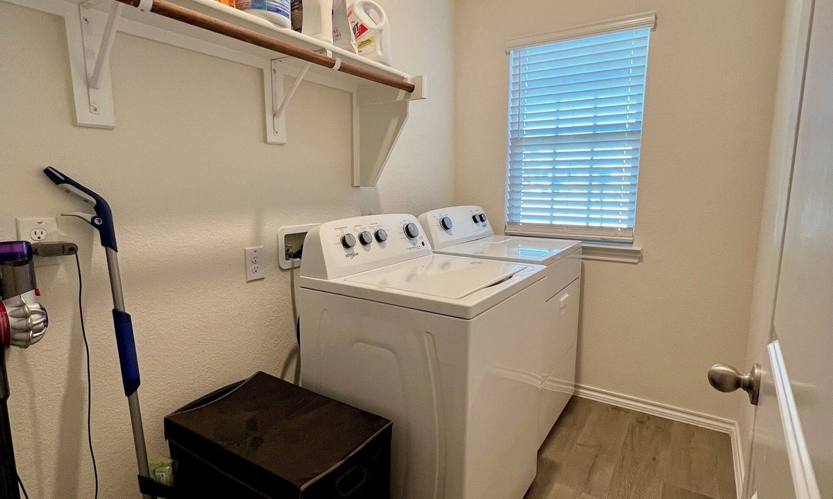 Lavon House | 3-bedroom house in welcoming Lavon with WiFi, AC