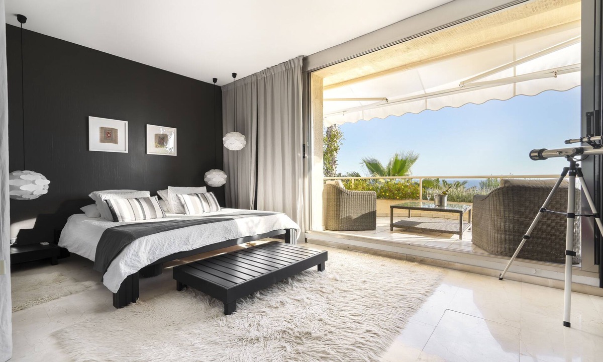 Vallpineda House | 3 bedroom house with huge shared pool and spectacular sea views