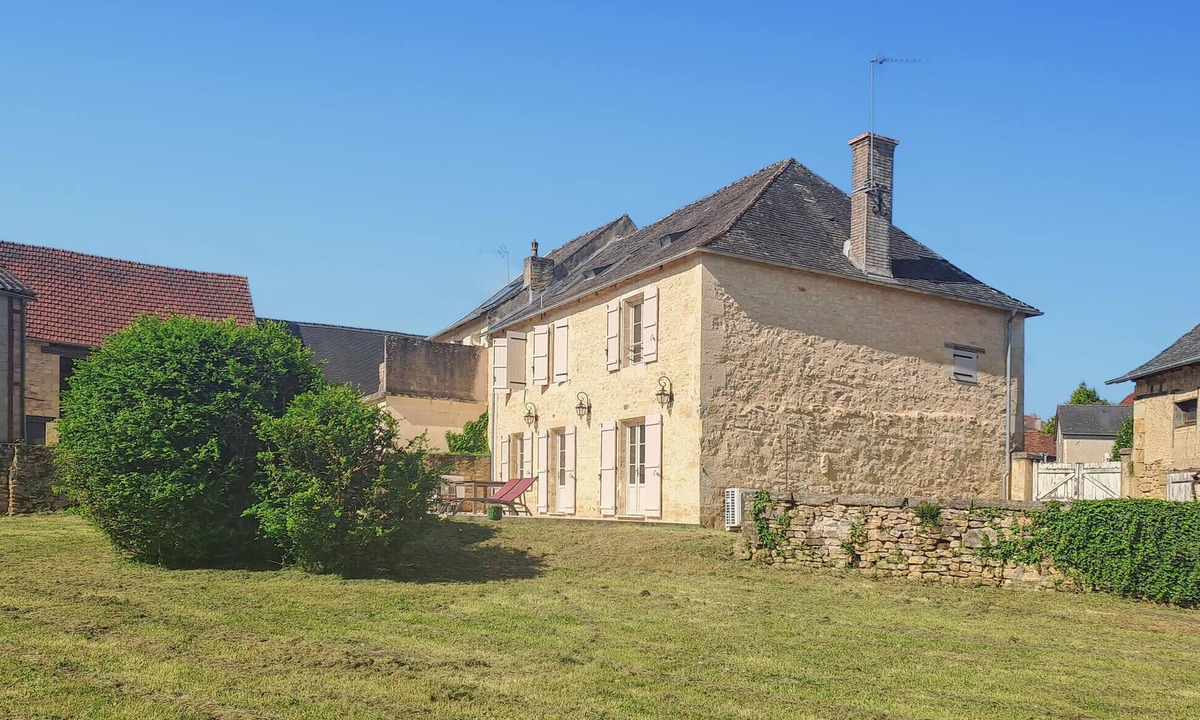 Saint-Robert House | 3 bedroom lovely home in Saint Robert